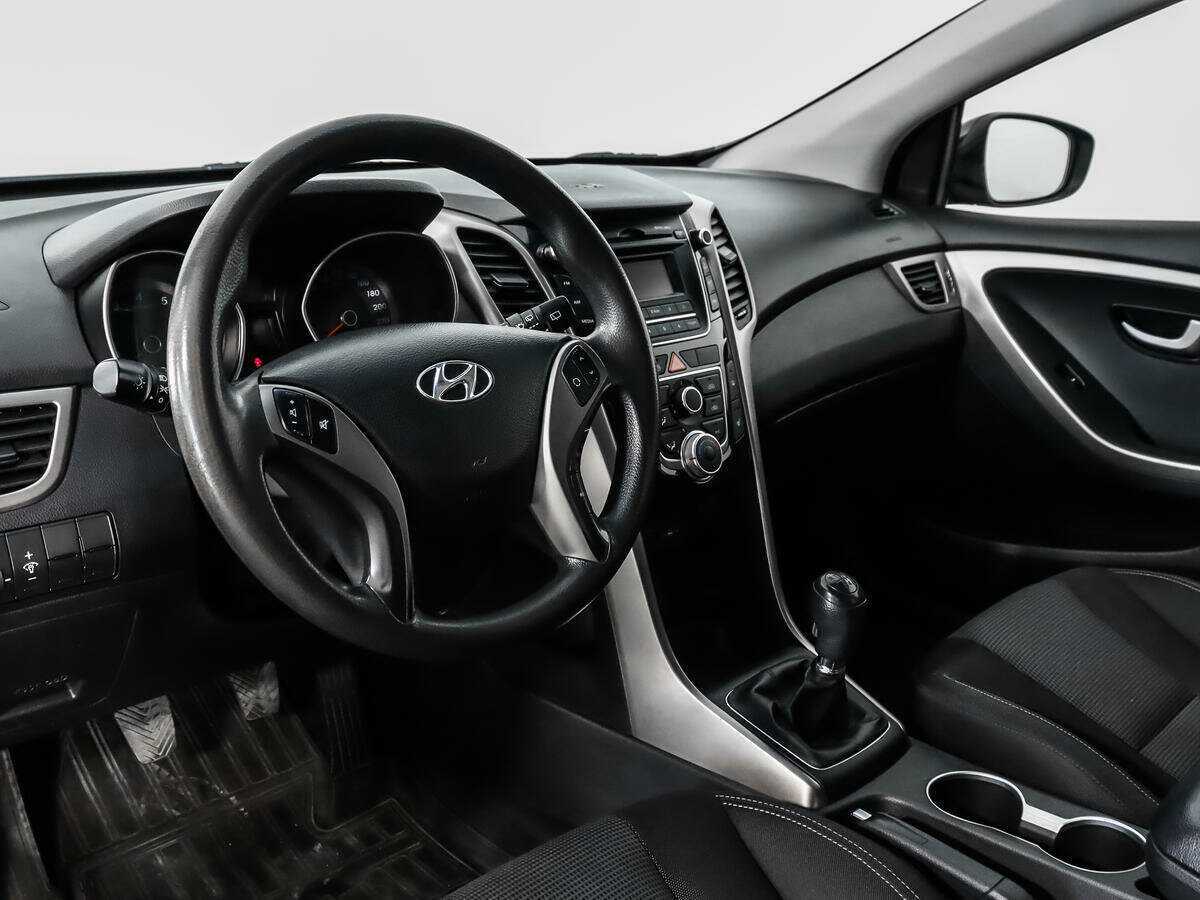 Купить Hyundai i30, 2013, 204 324 км, фото №9