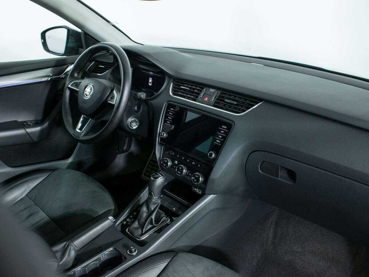 Купить Skoda Octavia, 2020, 26 182 км, фото №9