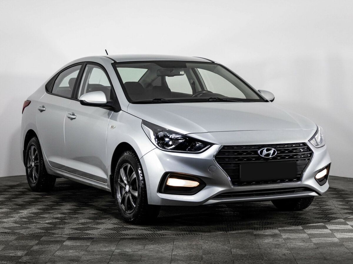 Купить Hyundai Solaris II, 2018, 142 427 км, фото №3
