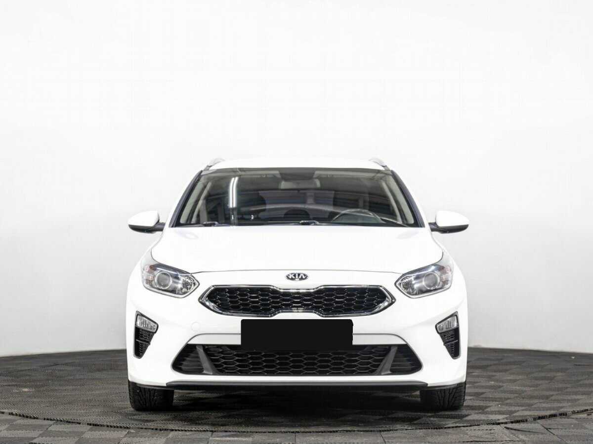 Купить Kia Ceed, 2020, 56 000 км, фото №2