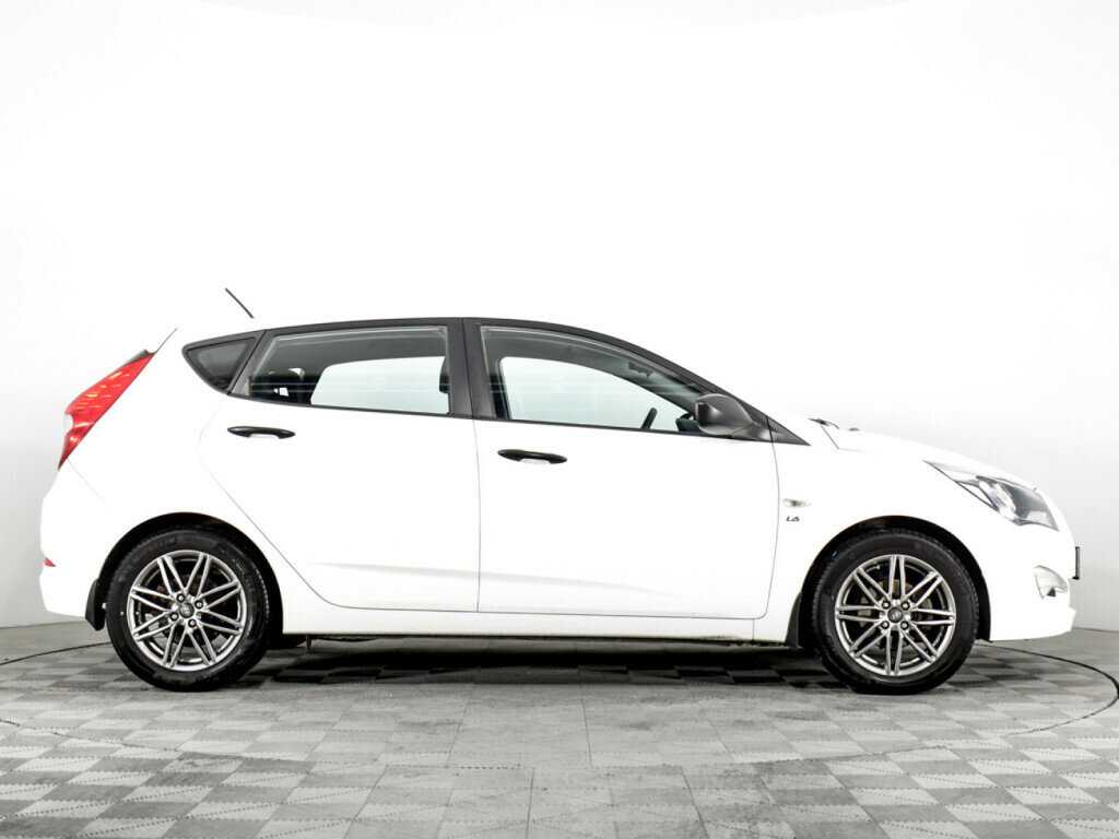 Купить Hyundai Solaris, 2014, 149 346 км, фото №4