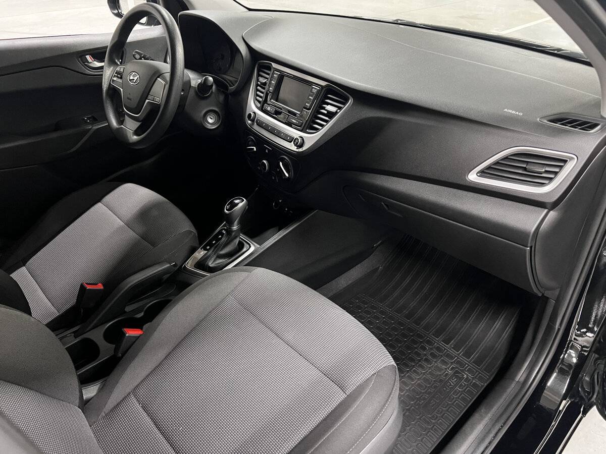 Купить Hyundai Solaris, 2017, 88 195 км, фото №9