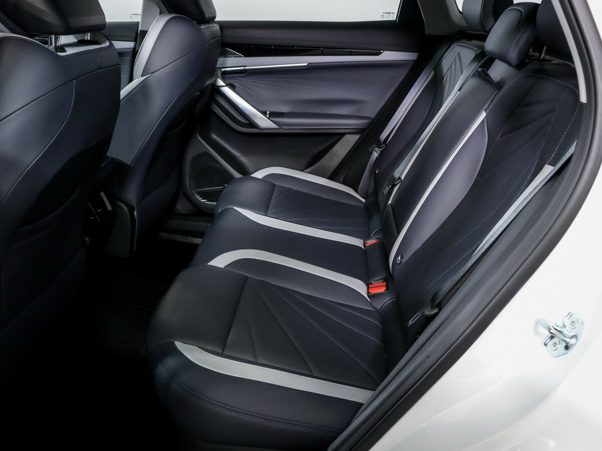 Купить Geely Atlas II, 2024, 2 050 км, фото №11