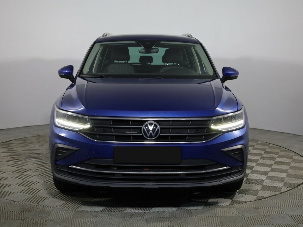 Купить Volkswagen Tiguan II Рестайлинг, 2021, 103 000 км, фото №2
