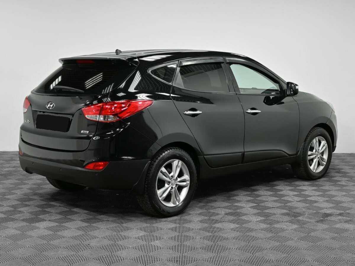 Купить Hyundai ix35, 2013, 138 000 км, фото №2