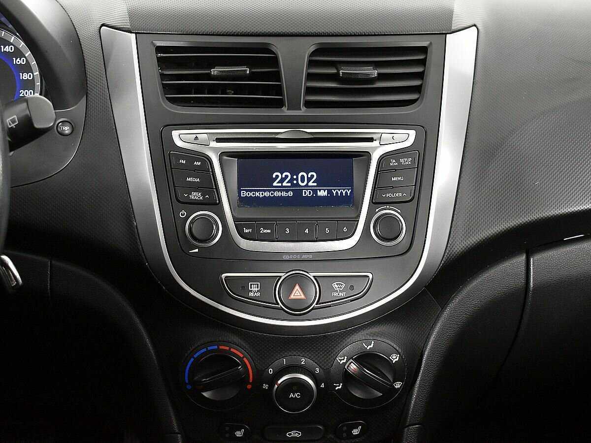Купить Hyundai Solaris, 2014, 120 343 км, фото №13