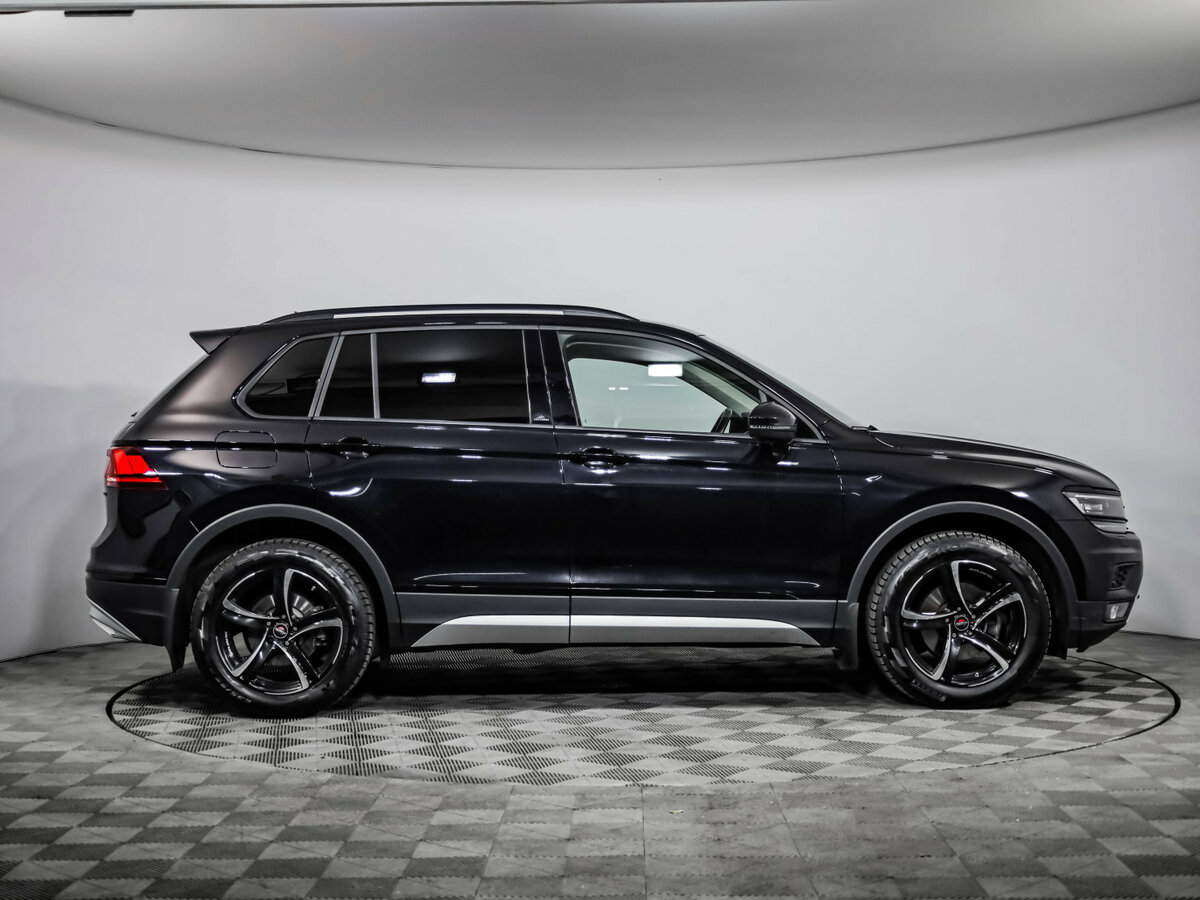 Купить Volkswagen Tiguan II, 2019, 124 000 км, фото №4