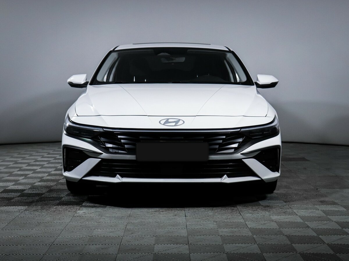 Купить Hyundai Elantra VII (CN7) Рестайлинг, 2024, 2 505 км, фото №2