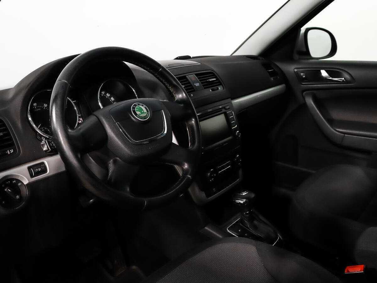 Купить Skoda Yeti, 2012, 179 360 км, фото №9