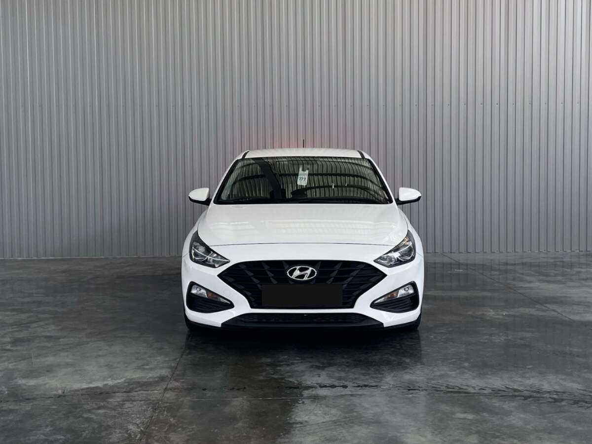 Купить Hyundai i30, 2022, 48 101 км, фото №2