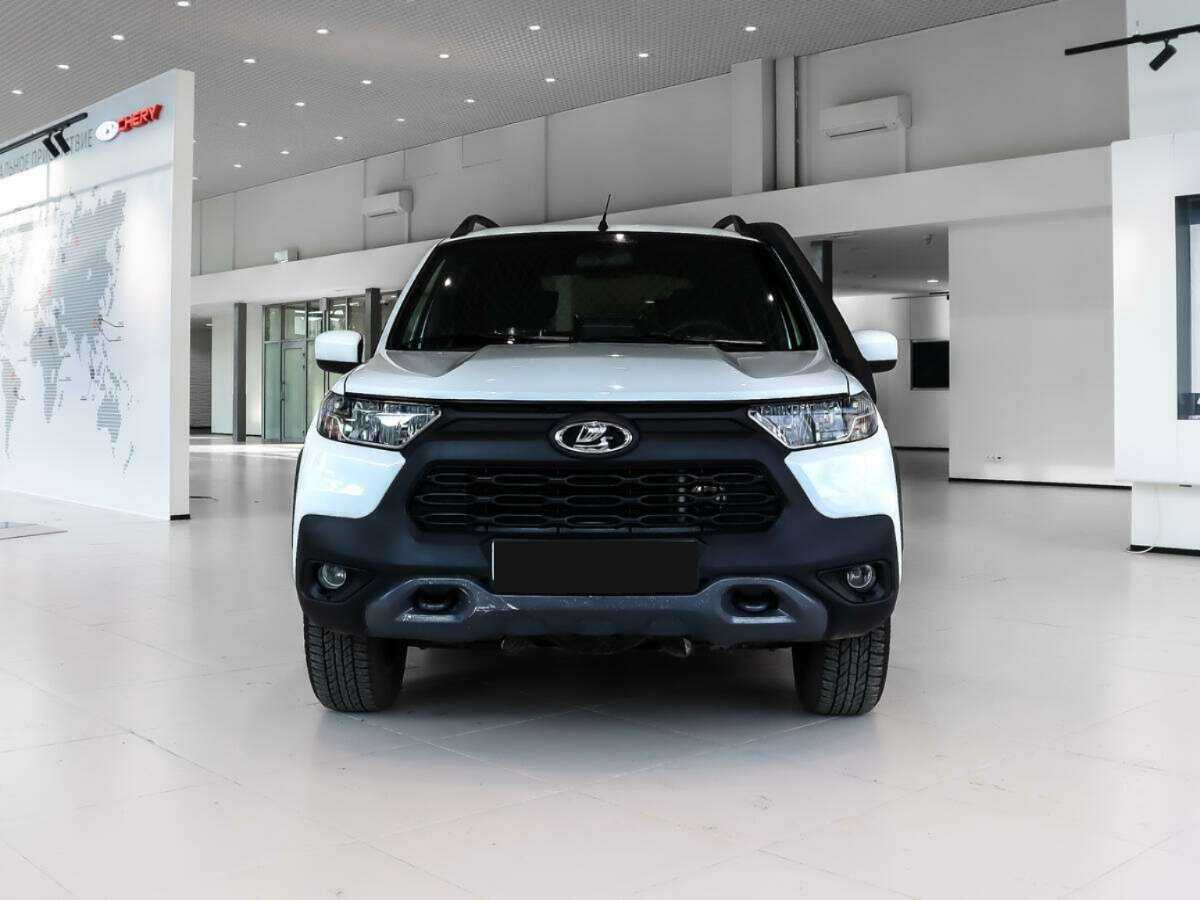 Купить Lada (ВАЗ) Niva, 2023, 13 000 км, фото №2