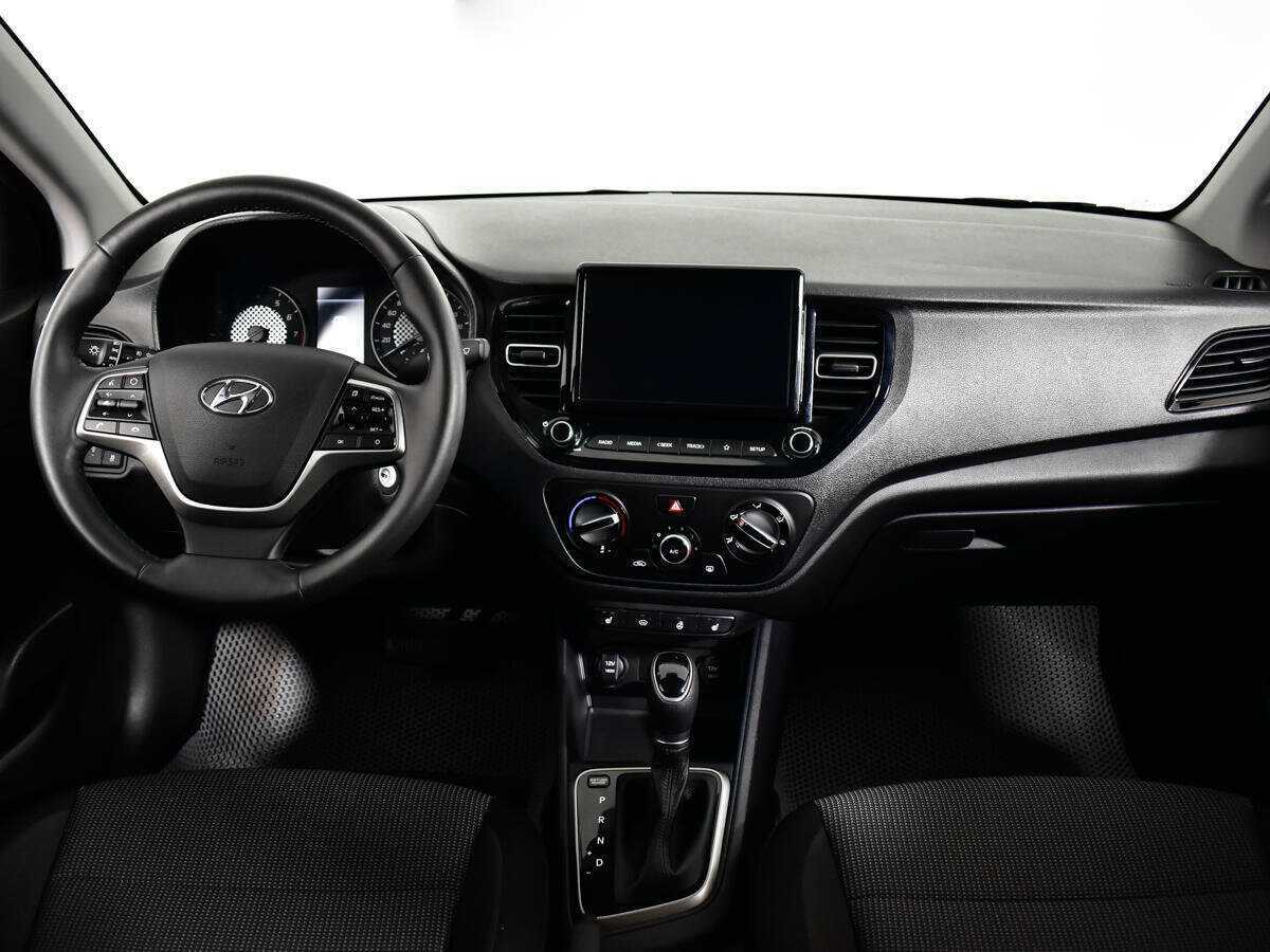 Купить Hyundai Solaris, 2022, 30 482 км, фото №12