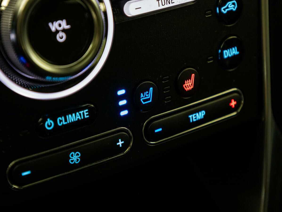 Купить Ford Explorer, 2016, 133 000 км, фото №21