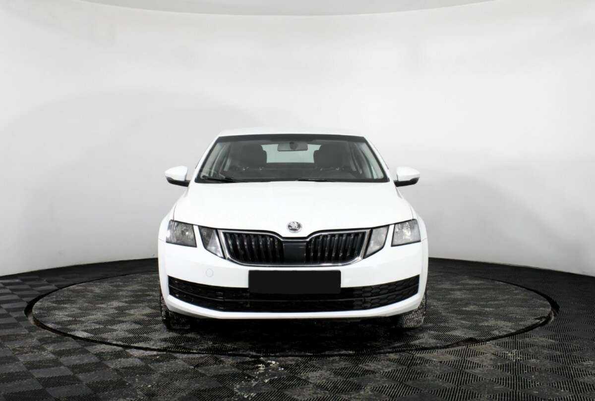 Купить Skoda Octavia, 2017, 98 001 км, фото №2