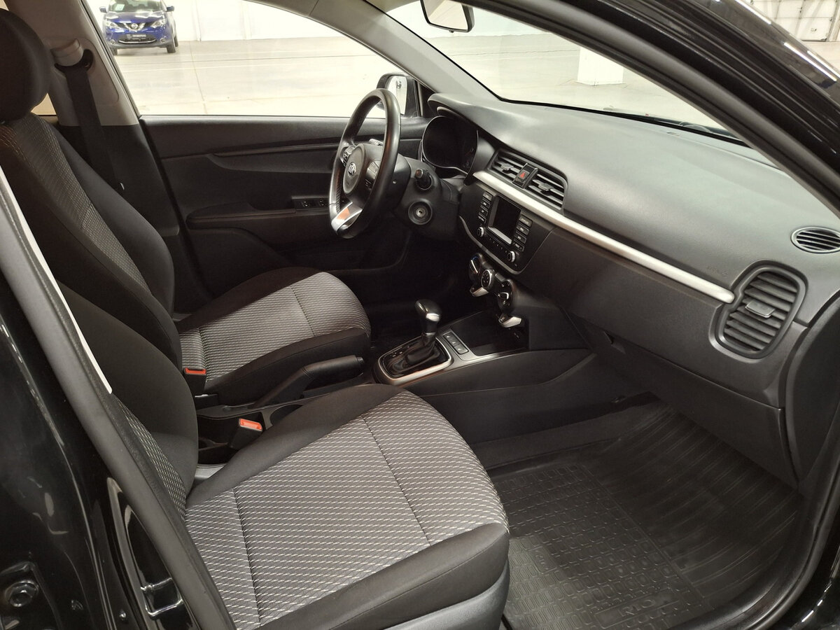 Купить Kia Rio IV, 2019, 130 383 км, фото №11