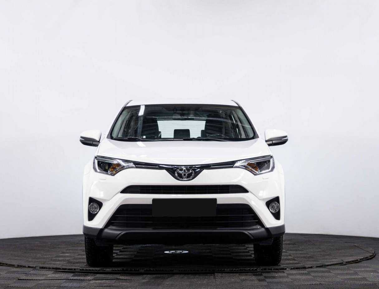 Купить Toyota RAV4, 2018, 46 500 км, фото №2