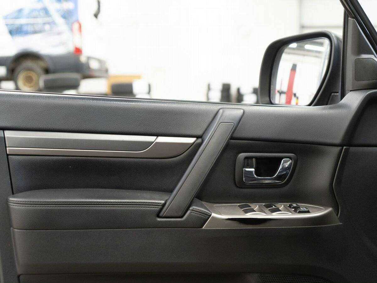 Купить Mitsubishi Pajero, 2014, 177 000 км, фото №13