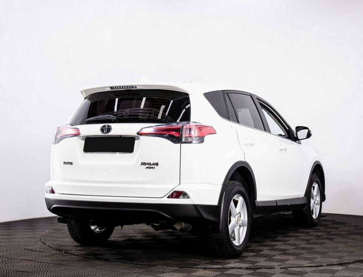 Купить Toyota RAV4, 2017, 67 000 км, фото №6