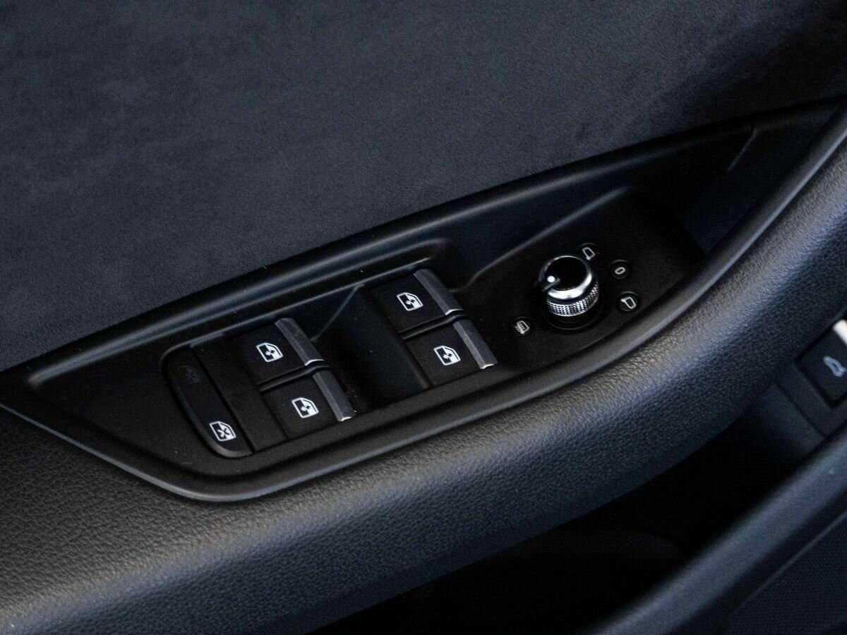 Купить Audi A4, 2018, 161 000 км, фото №17