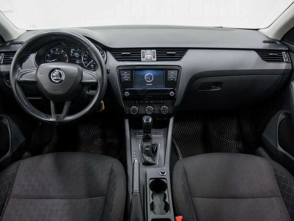 Купить Skoda Octavia, 2017, 178 000 км, фото №10