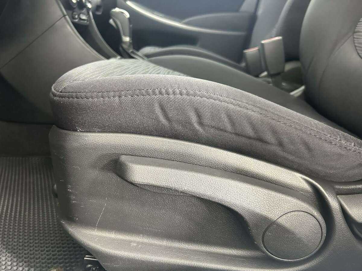 Купить Hyundai Solaris, 2015, 130 893 км, фото №10