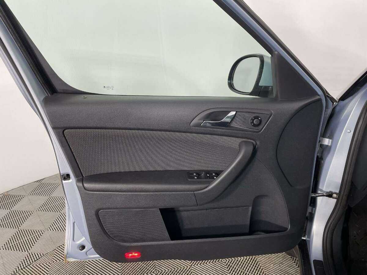 Купить Skoda Yeti, 2012, 131 680 км, фото №8