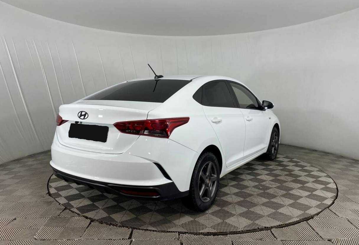 Купить Hyundai Solaris, 2021, 13 369 км, фото №5