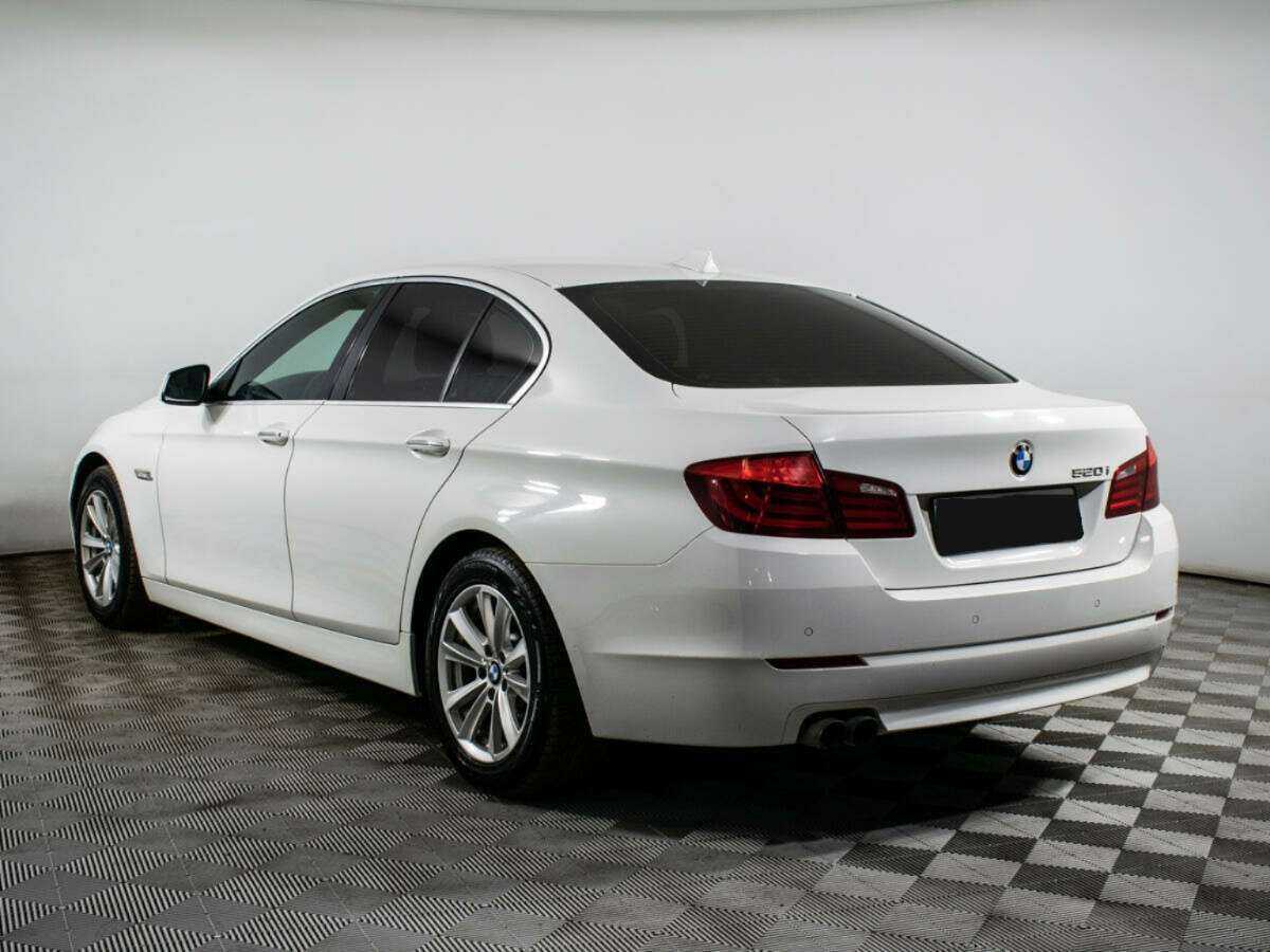 Купить BMW 5 серии 520i, 2012, 130 803 км, фото №7