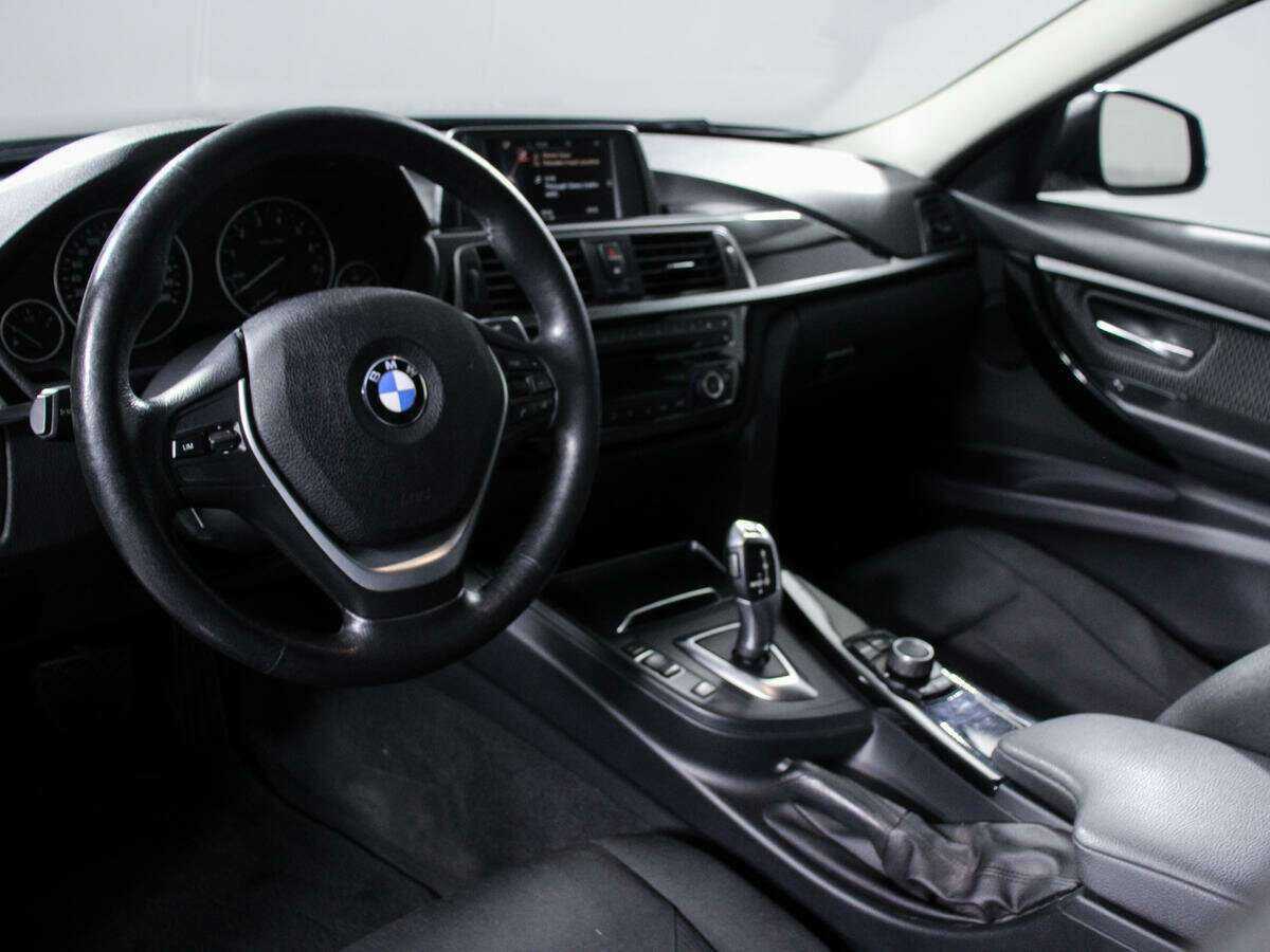 Купить BMW 3 серии 318i, 2017, 83 152 км, фото №13