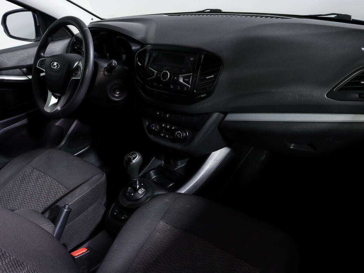 Купить Lada (ВАЗ) Vesta SW, 2019, 101 000 км, фото №7