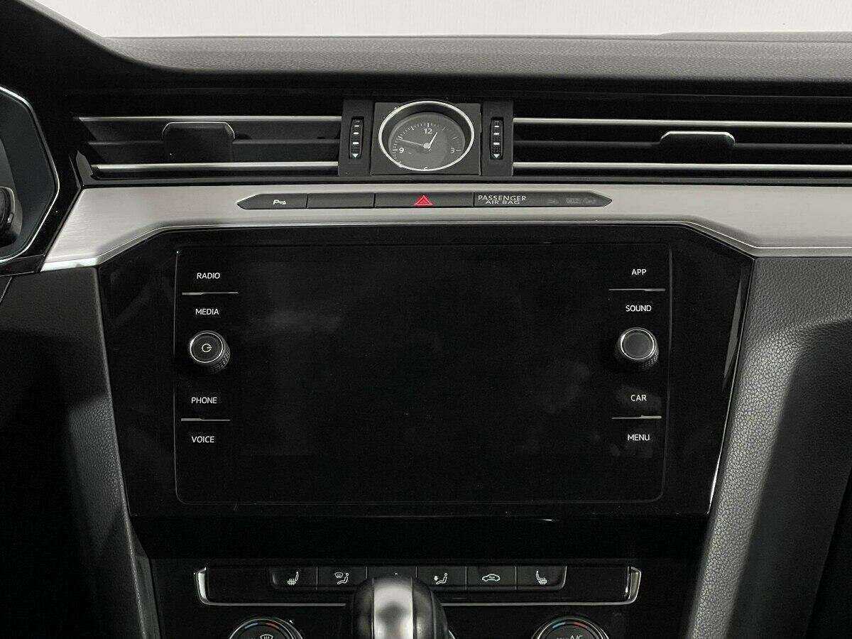 Купить Volkswagen Passat, 2017, 117 369 км, фото №12