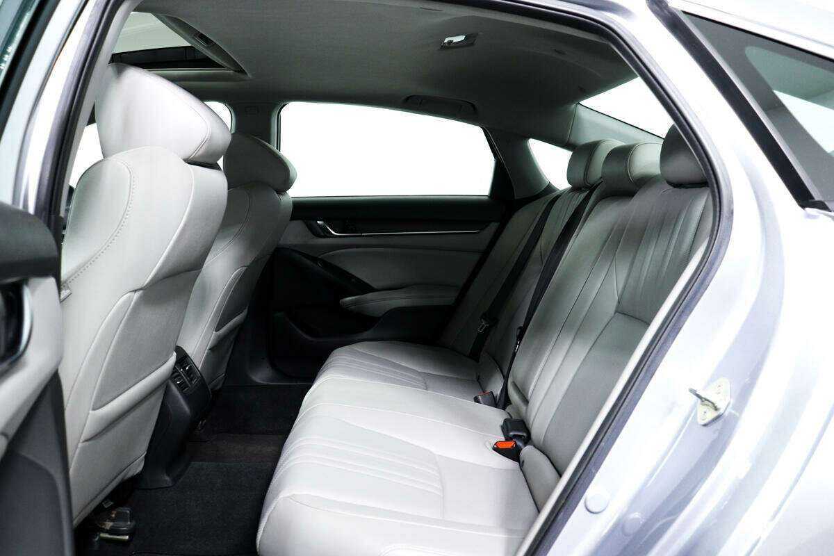 Купить Honda Accord, 2018, 43 200 км, фото №12