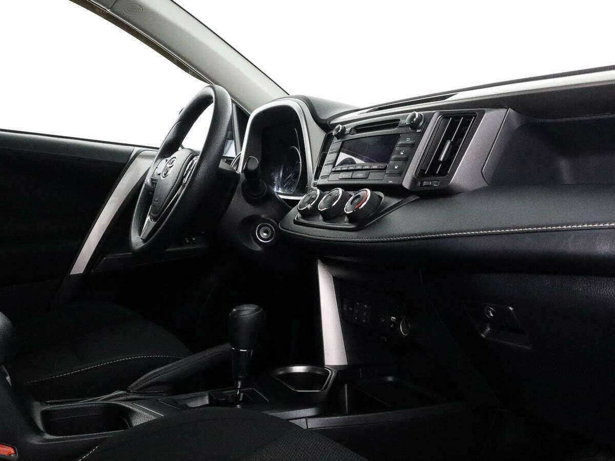 Купить Toyota RAV4, 2017, 95 100 км, фото №7