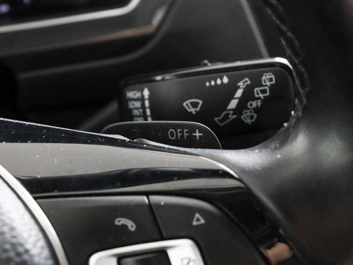 Купить Volkswagen Tiguan, 2018, 106 310 км, фото №9