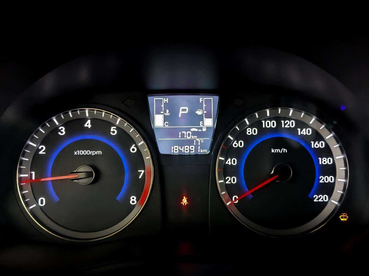 Купить Hyundai Solaris, 2015, 184 890 км, фото №11