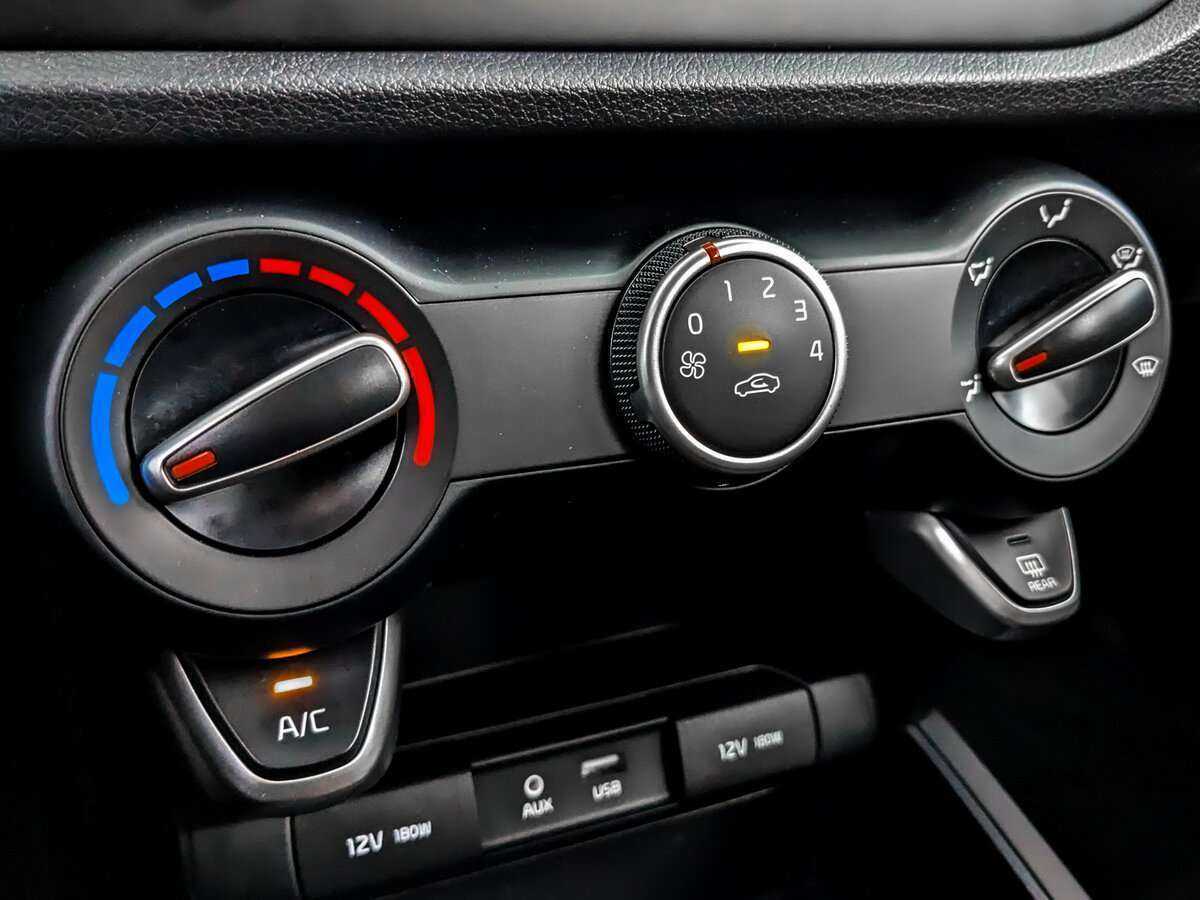 Купить Kia Rio X-Line, 2019, 66 666 км, фото №21