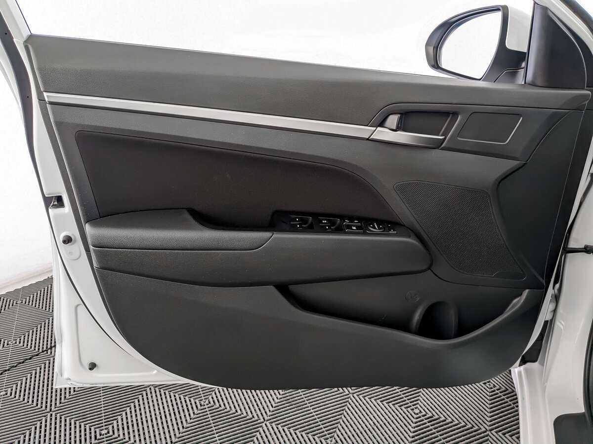Купить Hyundai Elantra, 2020, 71 482 км, фото №15