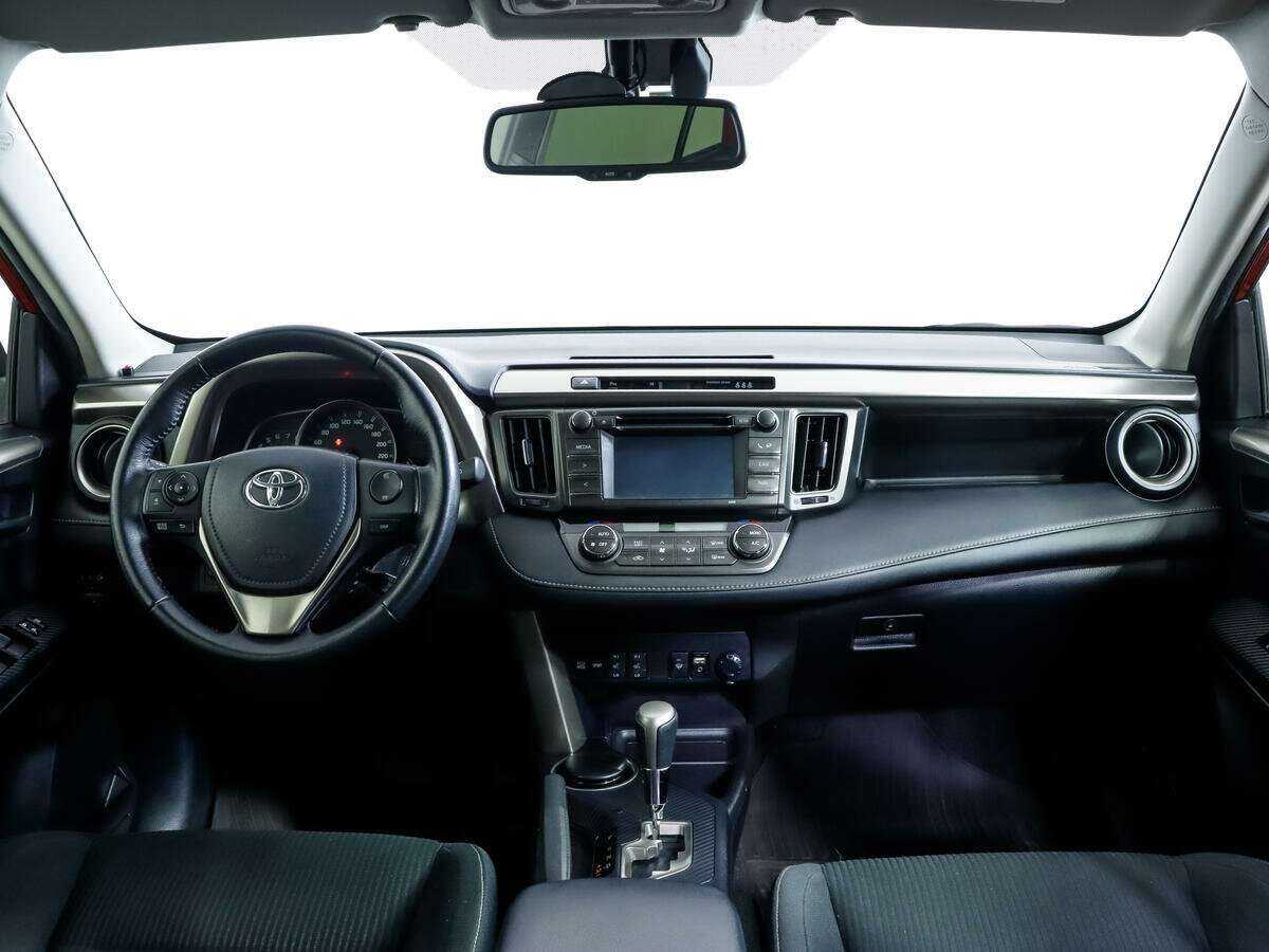 Купить Toyota RAV4, 2015, 57 600 км, фото №8