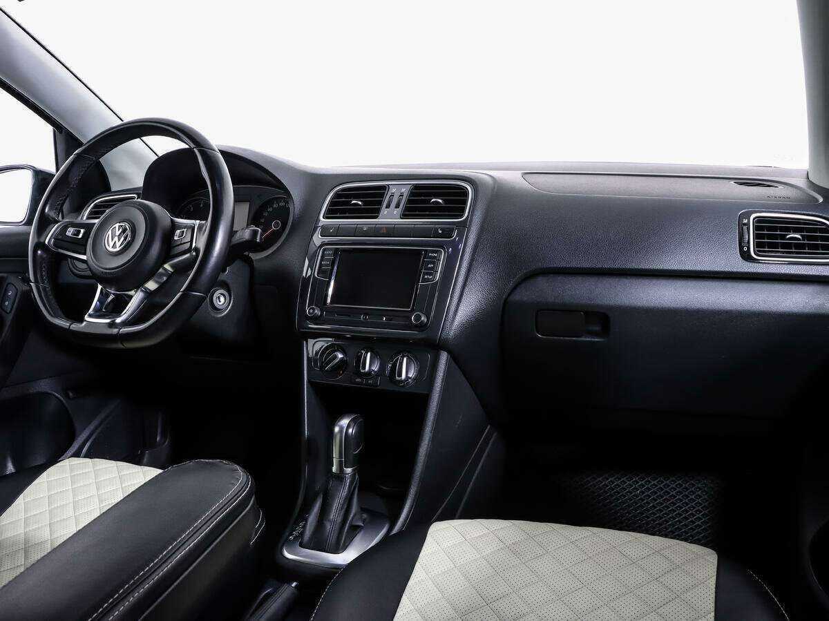 Купить Volkswagen Polo, 2020, 140 634 км, фото №9