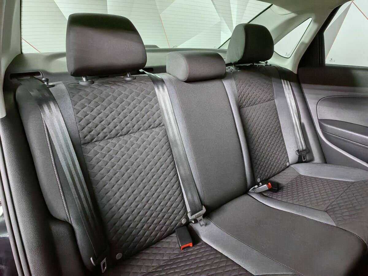 Купить Volkswagen Polo, 2018, 71 810 км, фото №13