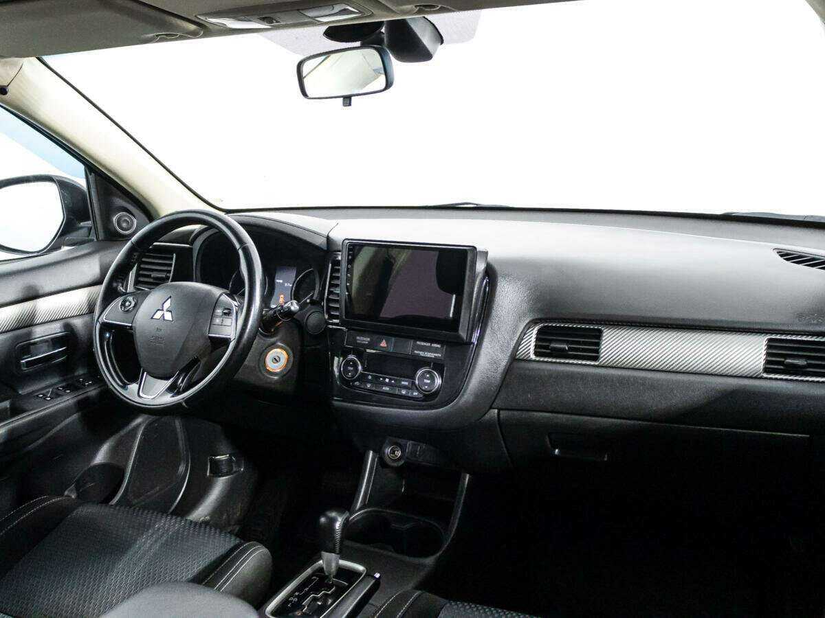 Купить Mitsubishi Outlander, 2016, 230 432 км, фото №9