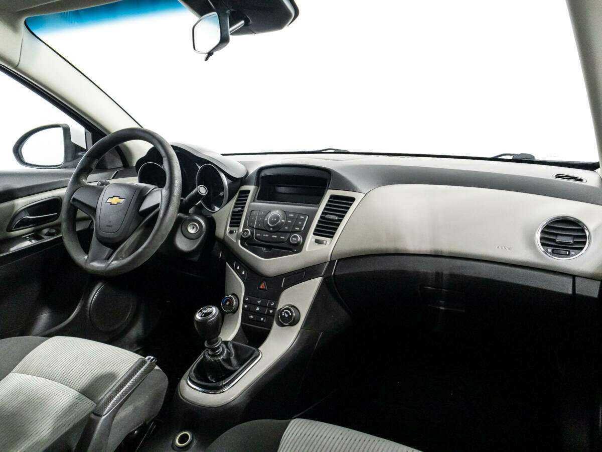 Купить Chevrolet Cruze, 2012, 194 510 км, фото №9