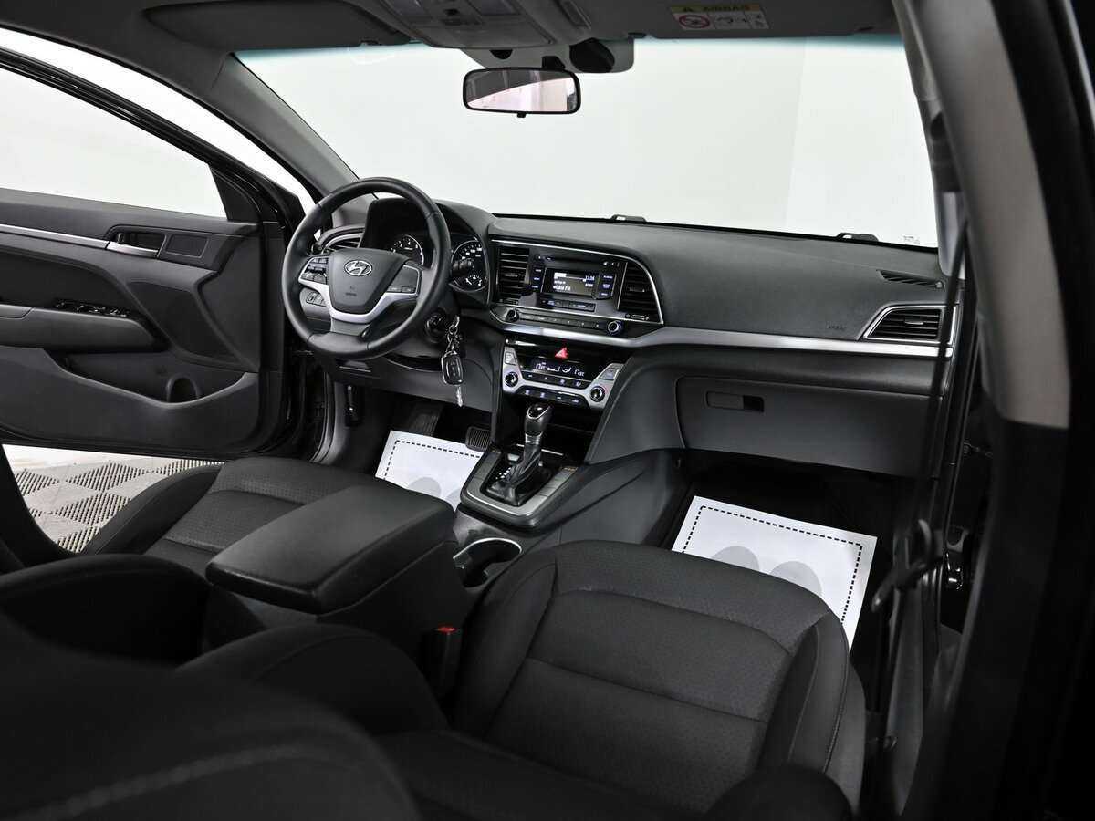 Купить Hyundai Elantra, 2017, 93 000 км, фото №5