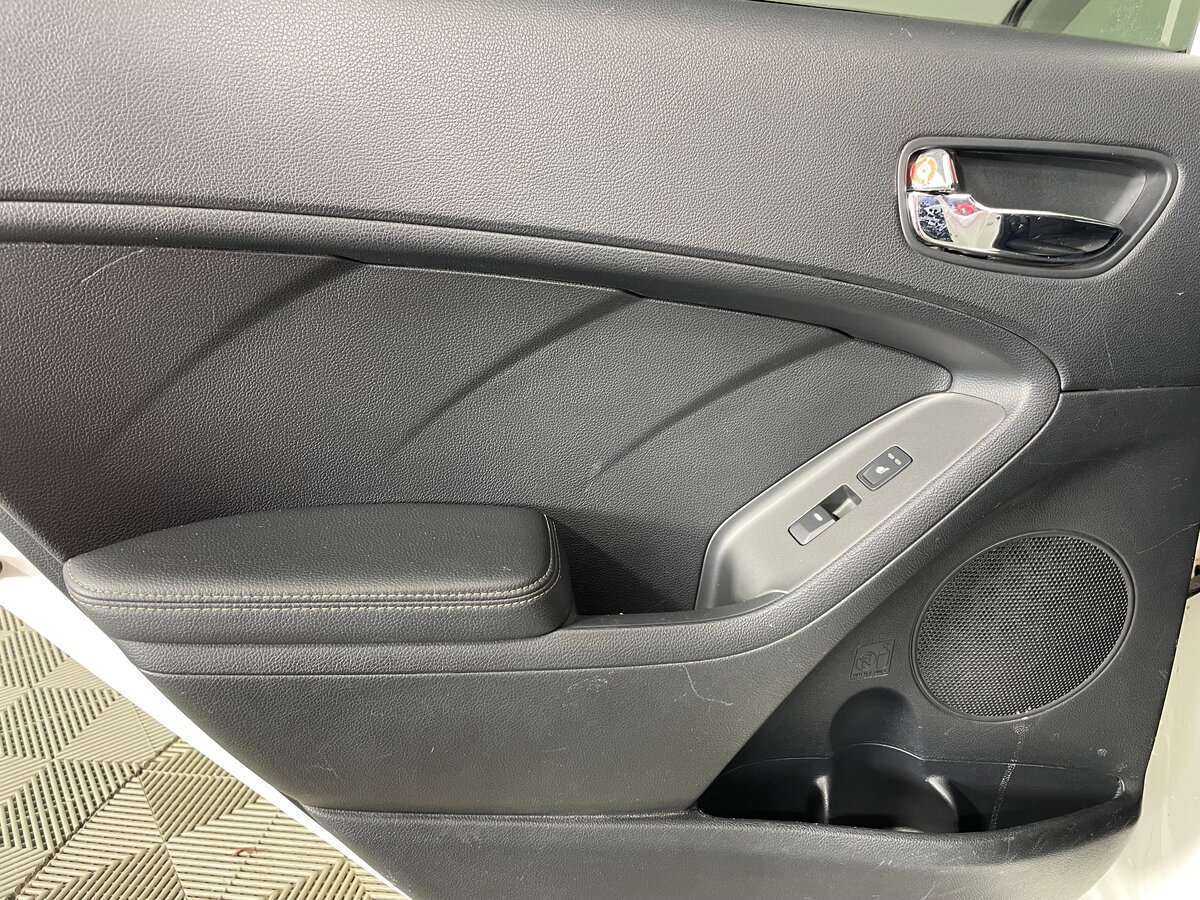 Купить Kia Cerato, 2014, 200 350 км, фото №16