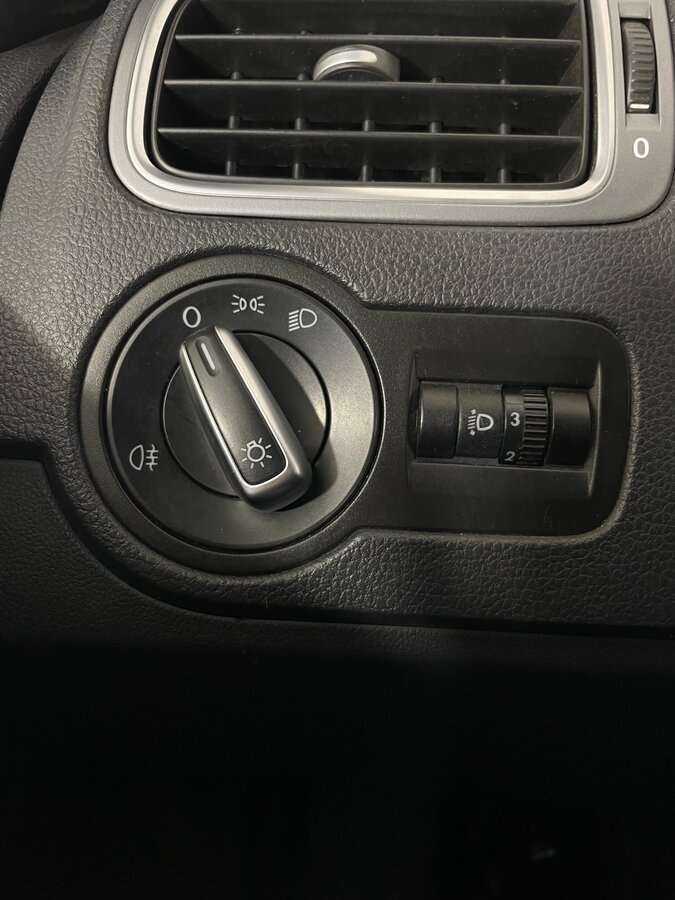 Купить Volkswagen Polo, 2016, 138 452 км, фото №17