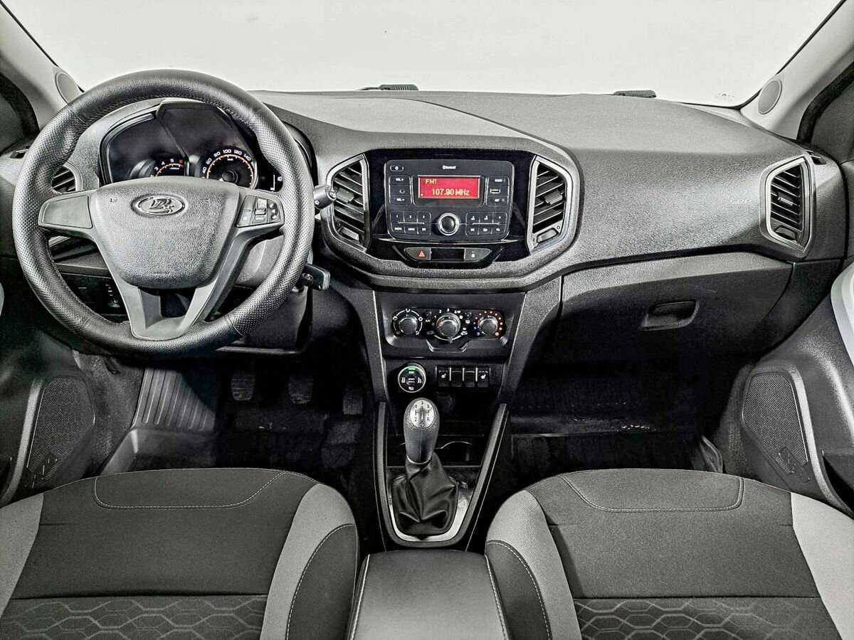 Купить Lada (ВАЗ) XRAY Cross, 2018, 109 200 км, фото №10