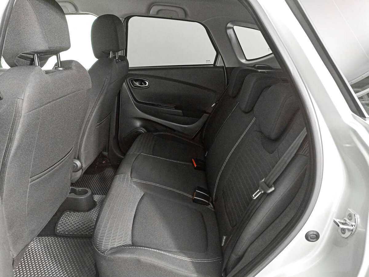 Купить Renault Kaptur, 2017, 106 001 км, фото №10
