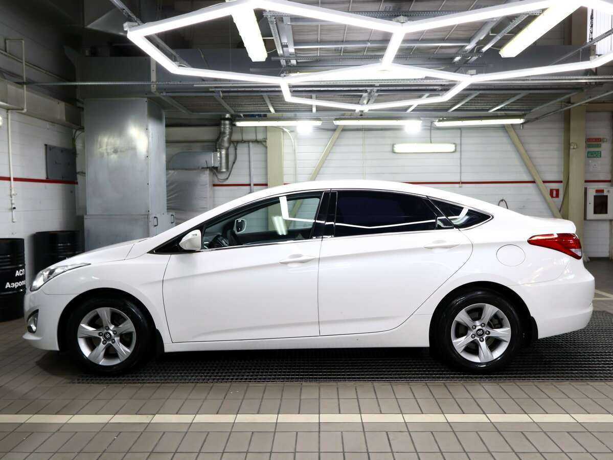 Купить Hyundai i40, 2014, 111 000 км, фото №5
