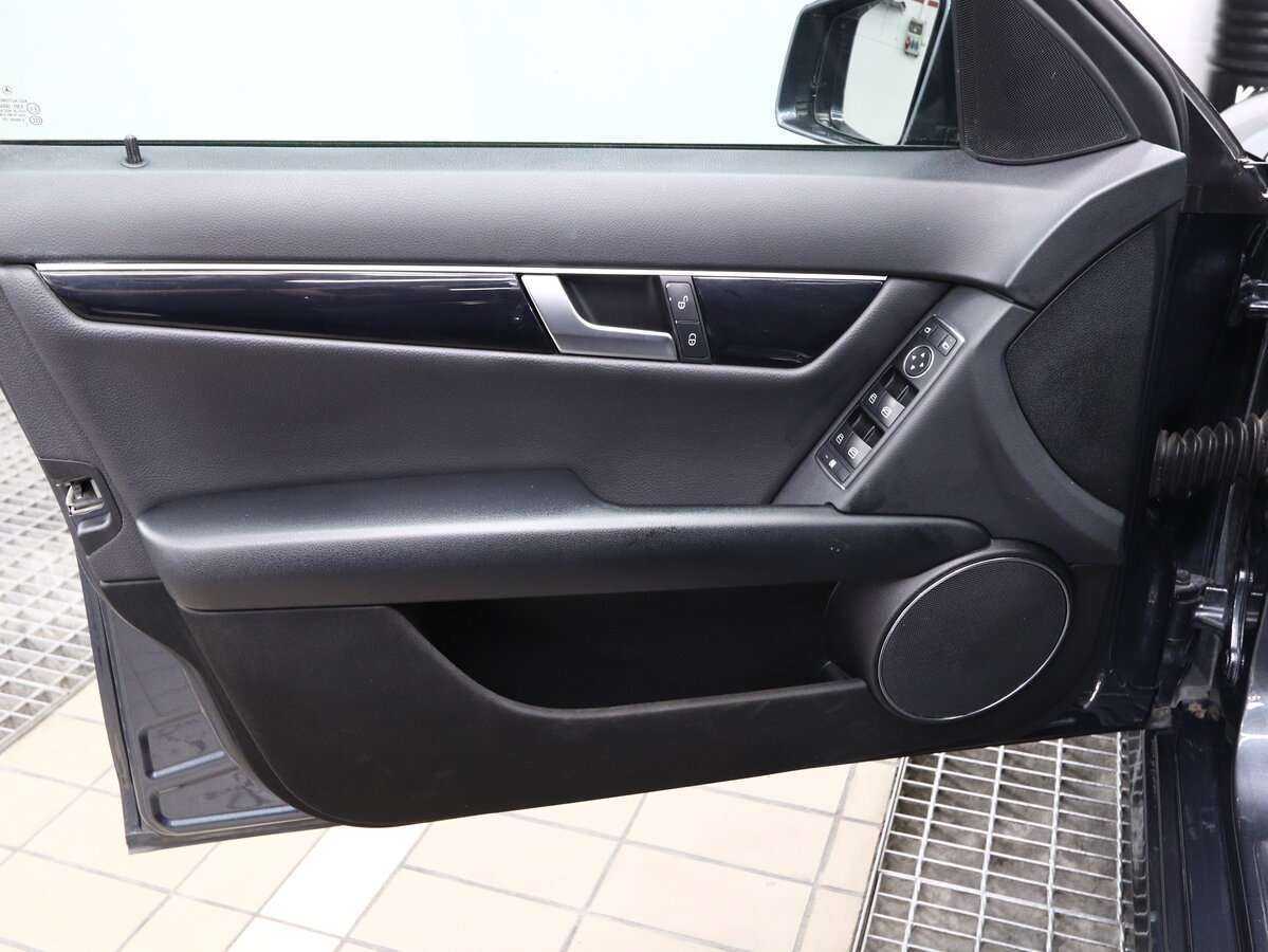 Купить Mercedes-Benz C-Класс 180, 2012, 157 000 км, фото №6