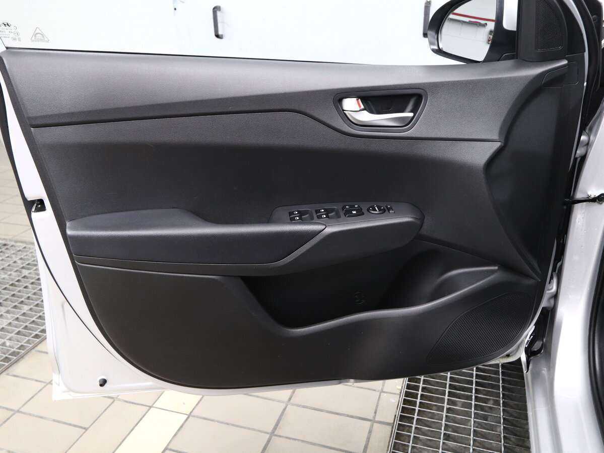 Купить Hyundai Solaris, 2021, 55 000 км, фото №12